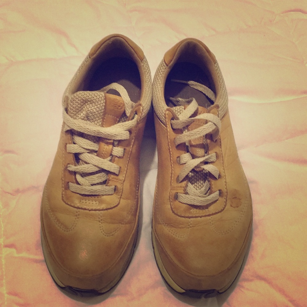 Old school vintage new balance shoes